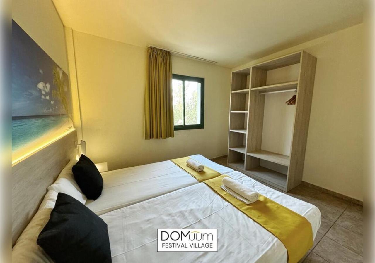 Domuum Holidays - Festival Village سالو المظهر الخارجي الصورة